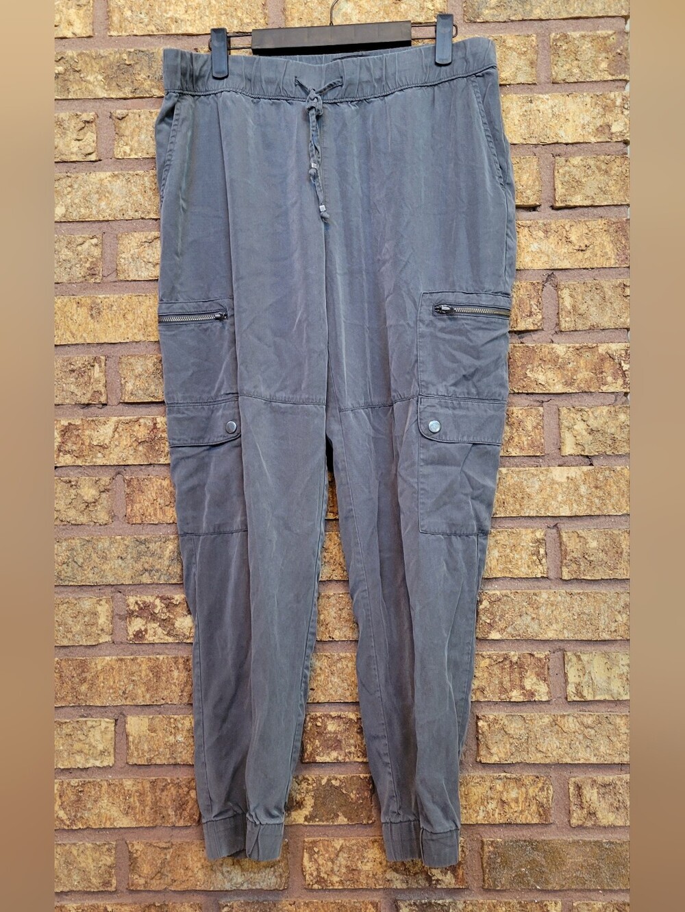 Banana Republic Lyocell Cargo Jogger Pants Gray Size Medium